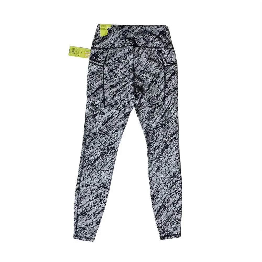 All in‎ Motion Black and White High Rise 7/8 Leggings XS Extra Small